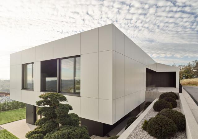 HAUS H:
